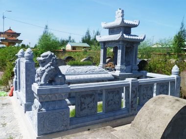Vietnamese funerals and cemeteries